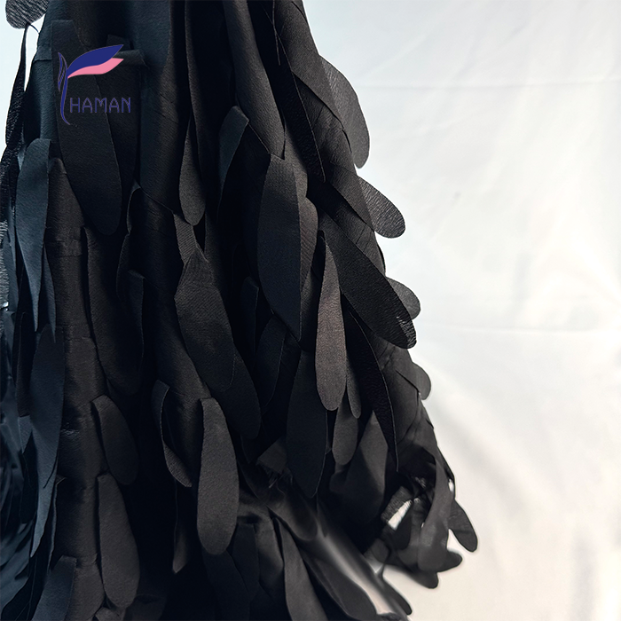 Wholesale Hot Selling 100% Polyester Fabric Flowing 3D Circular Feather Drapery for Evening Gowns and Overcoat - Image 9